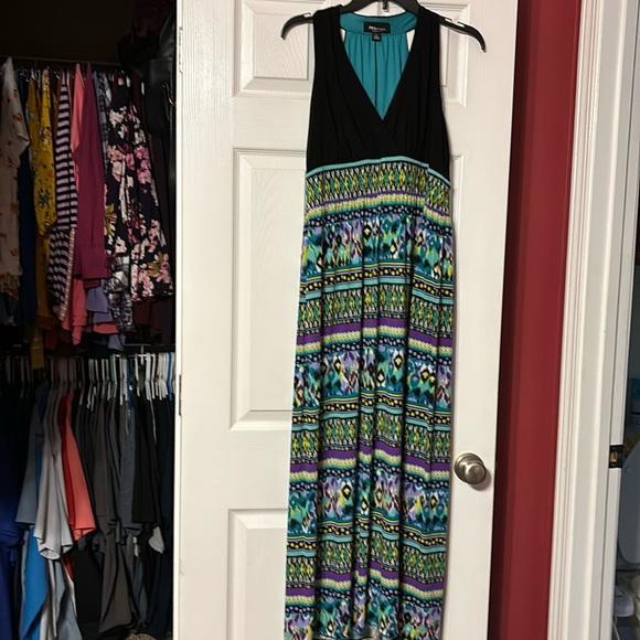 RNstudio black green purple and lime green v neck maxi dress size large - Picture 1 of 3
